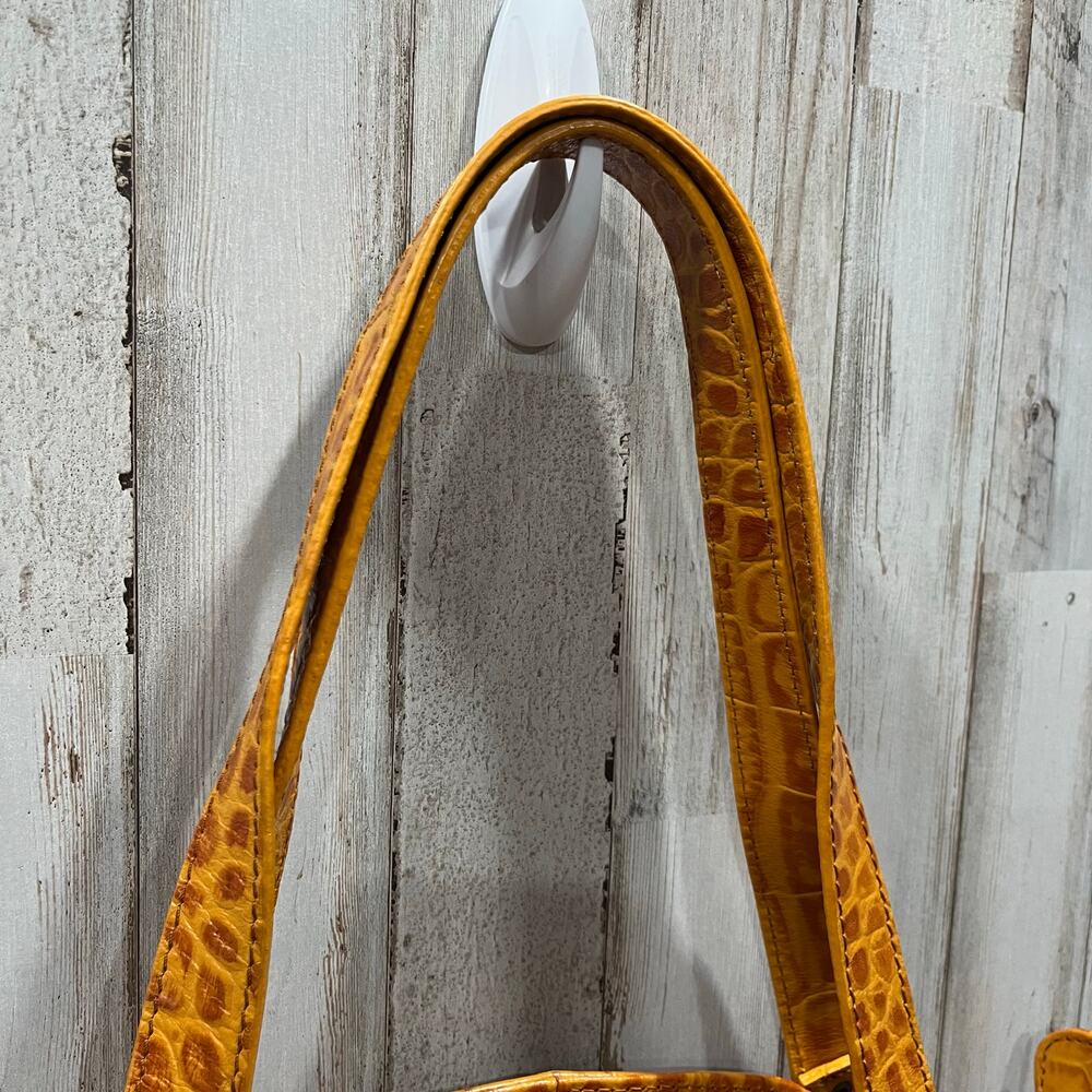 Michael Rome Designs Crocc Embossed Large Orange Leather Pockets Shoulder Bag - Picture 2 of 11